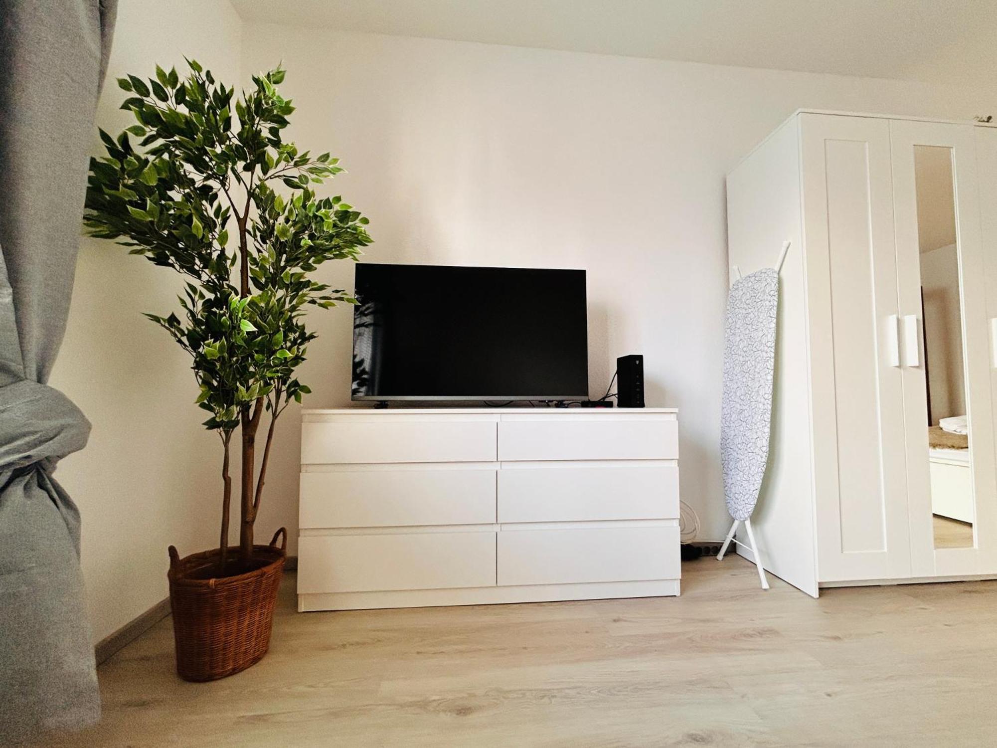Appartment Near Schoenbrunn Wien Exteriör bild