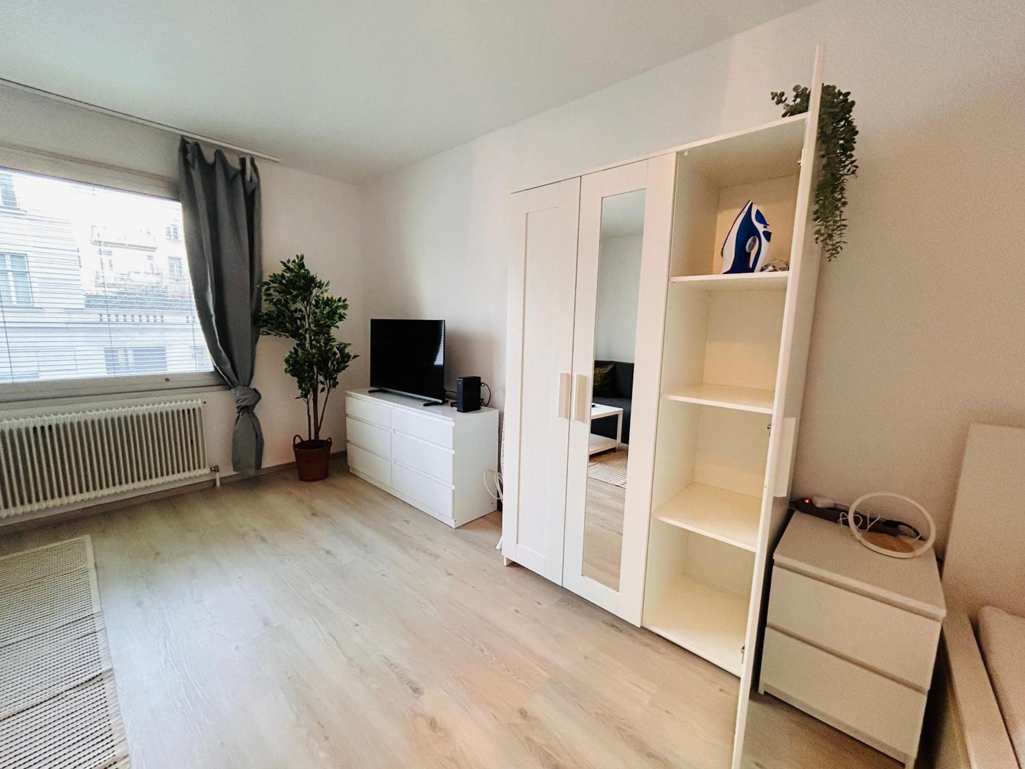 Appartment Near Schoenbrunn Wien Exteriör bild